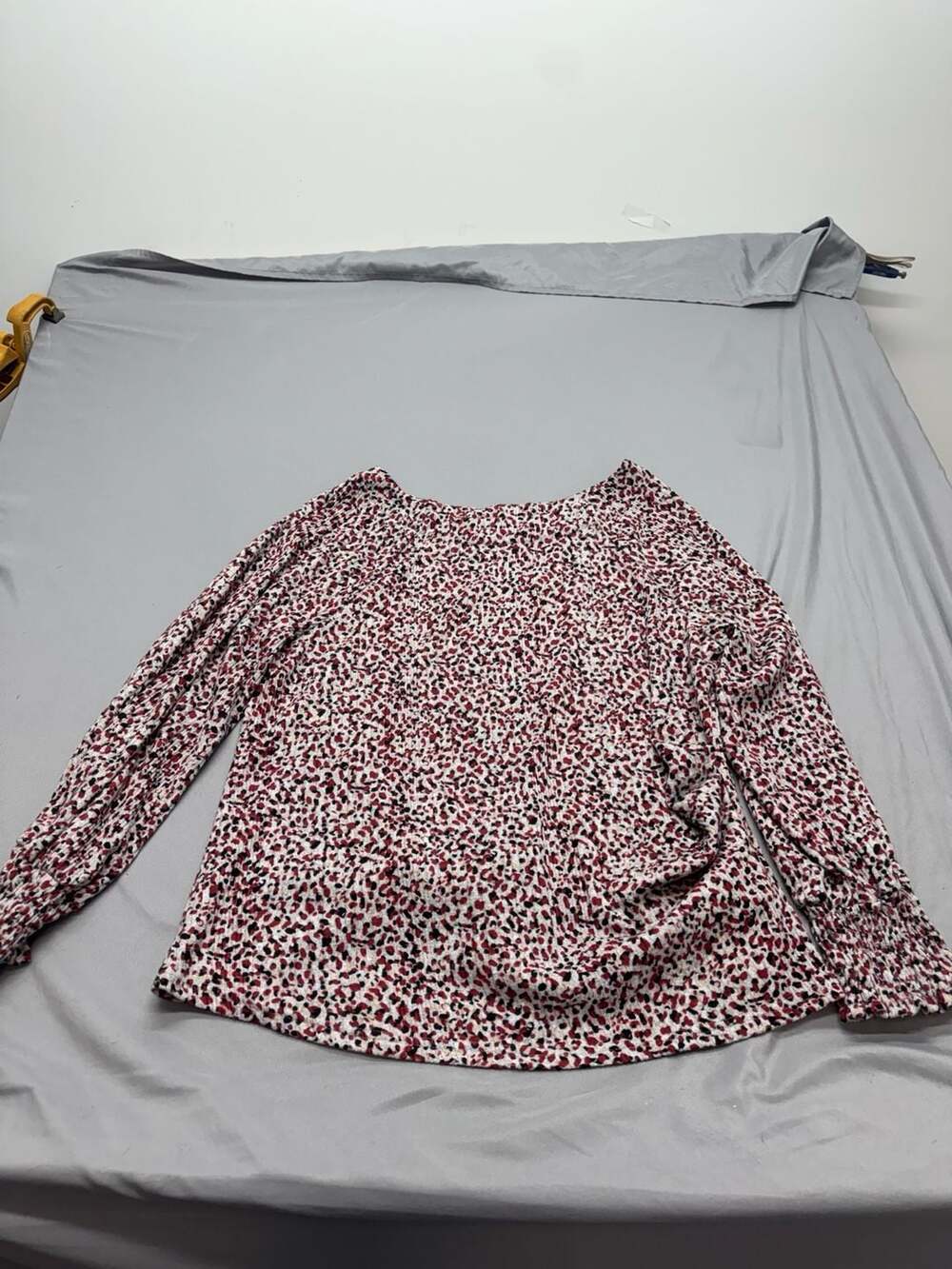 Sharagano Blouse Size XL Red Black Animal Print Long Puff Sleeve